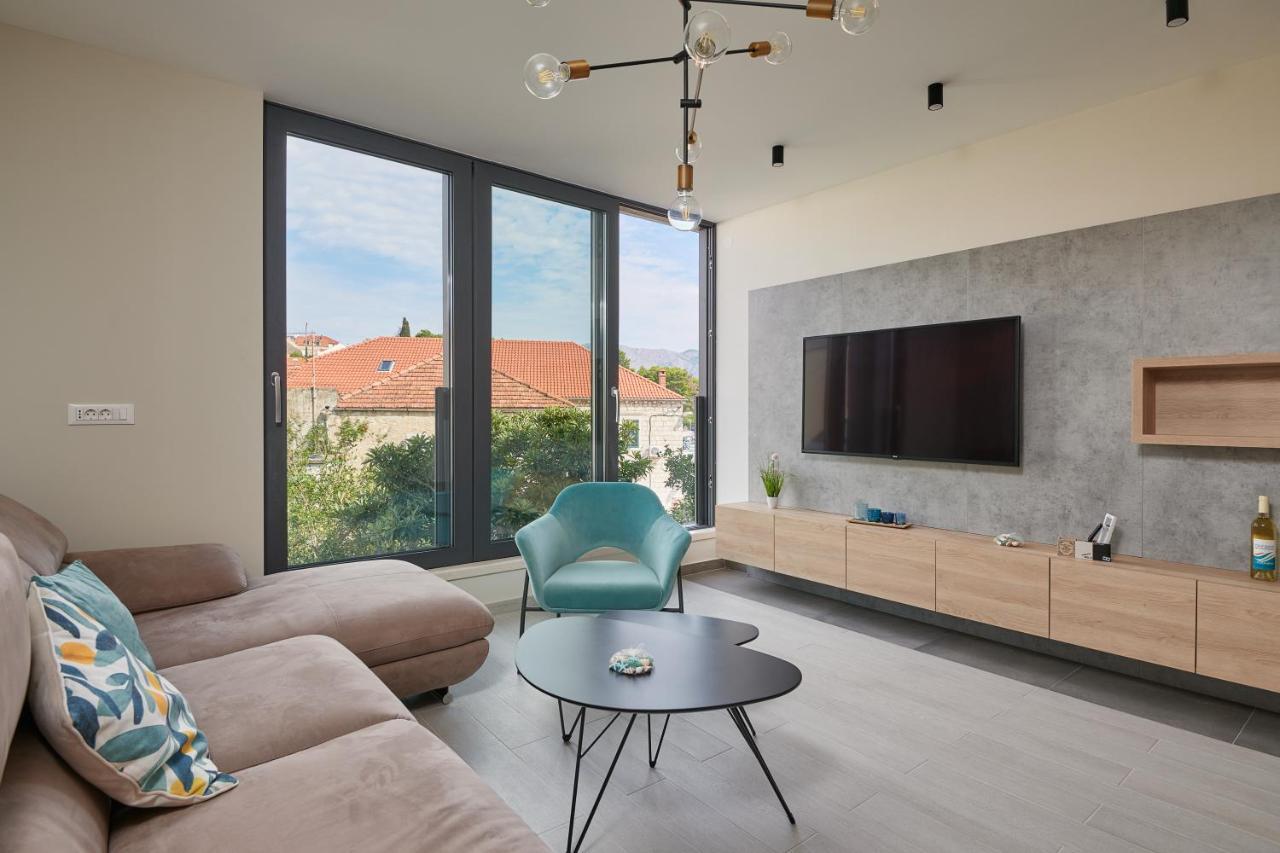 Tiffany Apartament